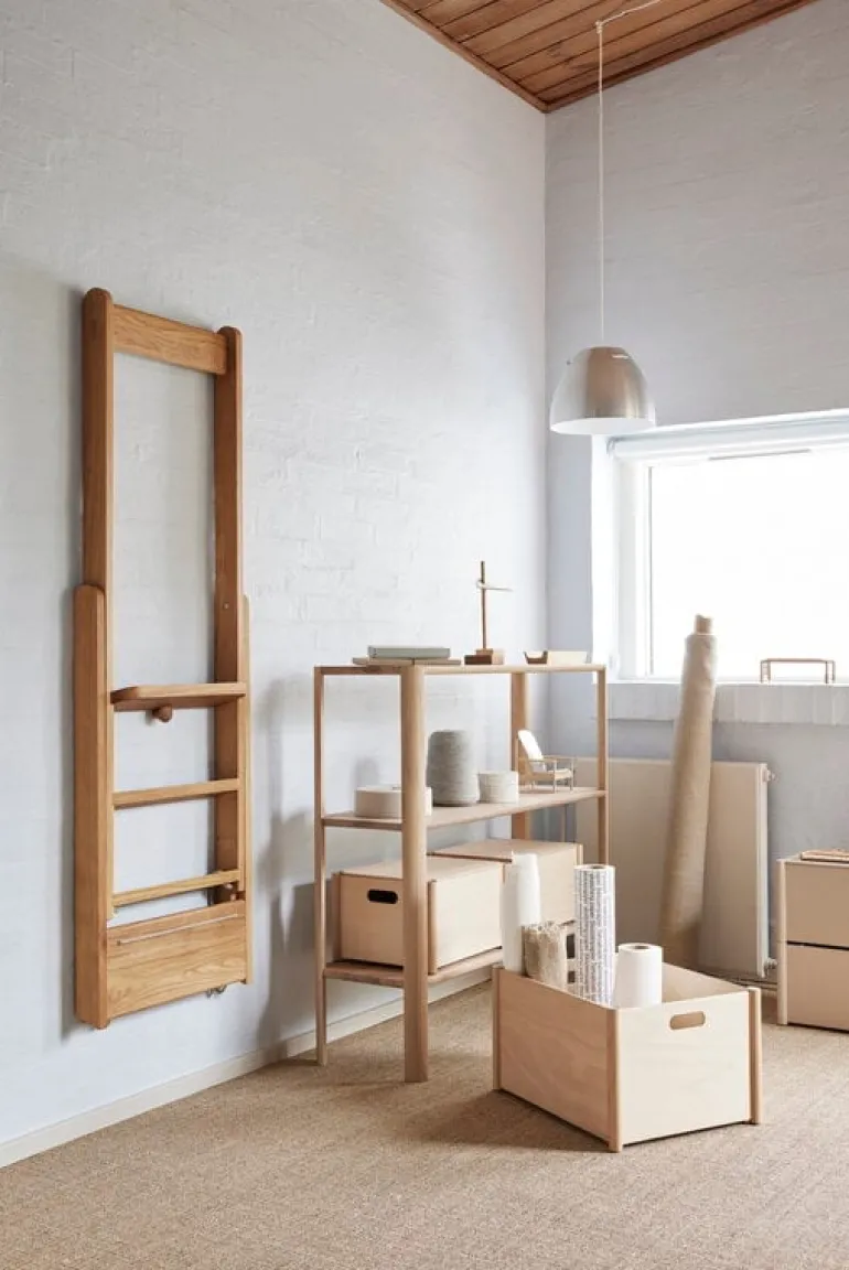 Form & Refine Pillar storage box, medium, beech