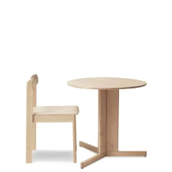 Form & Refine Trefoil table, 75 cm, white oak