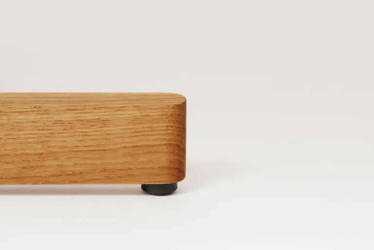 Form & Refine Trefoil table, 75 cm, oak