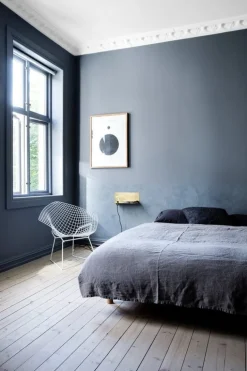 Frama 90° wall lamp, brass