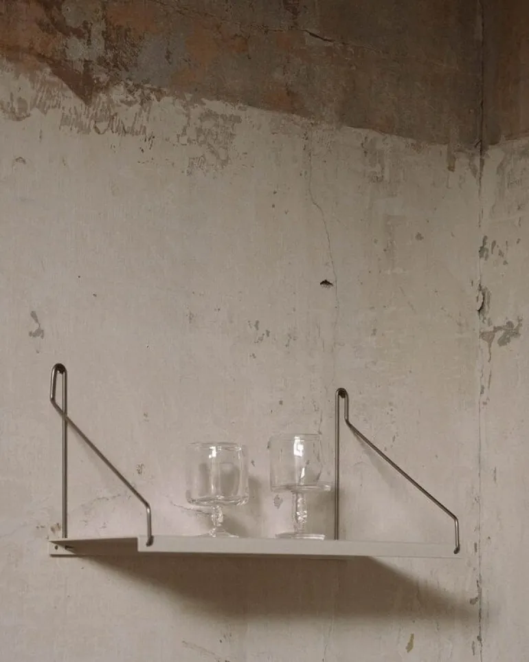 Frama D20 shelf, 40 cm, warm white steel