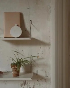 Frama D20 shelf, 80 cm, warm white steel