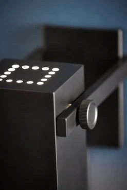 Frandsen BF Quadro wall lamp, matt black