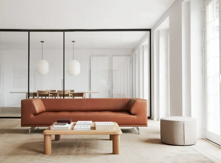 Fredericia Delphi 3-seater sofa, brushed aluminium - brown leather Max 91