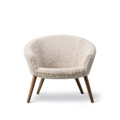 Fredericia Ditzel lounge chair, Moonlight sheepskin - walnut