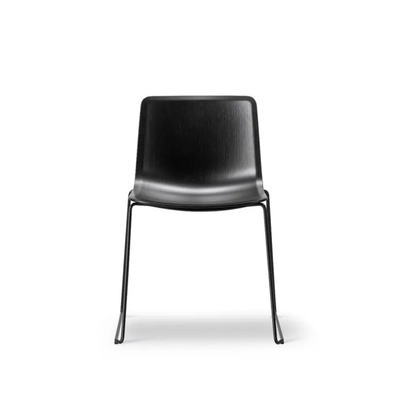 Fredericia Pato chair, sled base, black