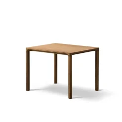 Fredericia Piloti coffee table, 46,5 x 39 cm, smoked oak