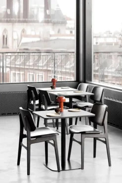 Fredericia Søborg chair 3052, wood base, black oak - black leather