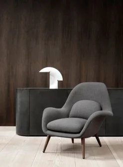 Fredericia Swoon Lounge armchair, Hallingdal 130 - smoked oak