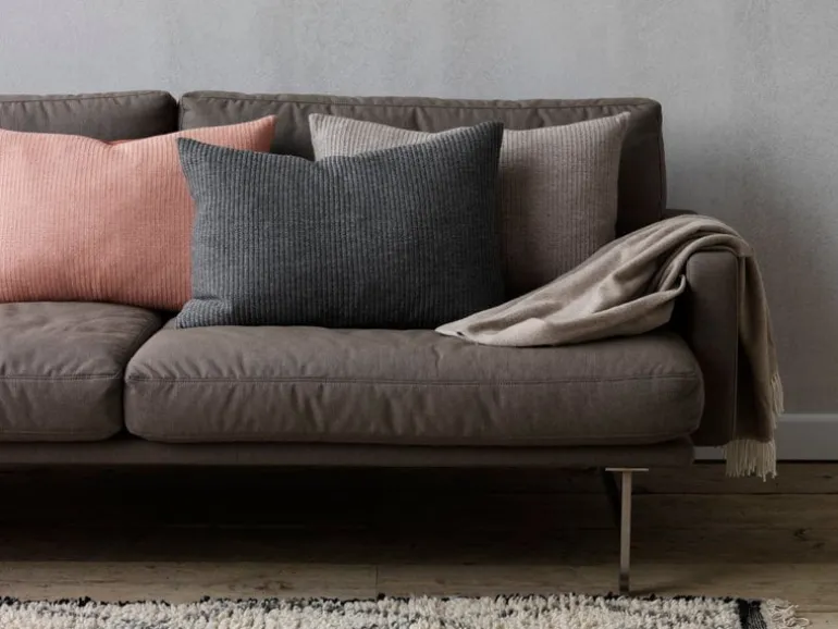 Fritz Hansen Aiayu cushion, 40 x 60 cm, anthracite