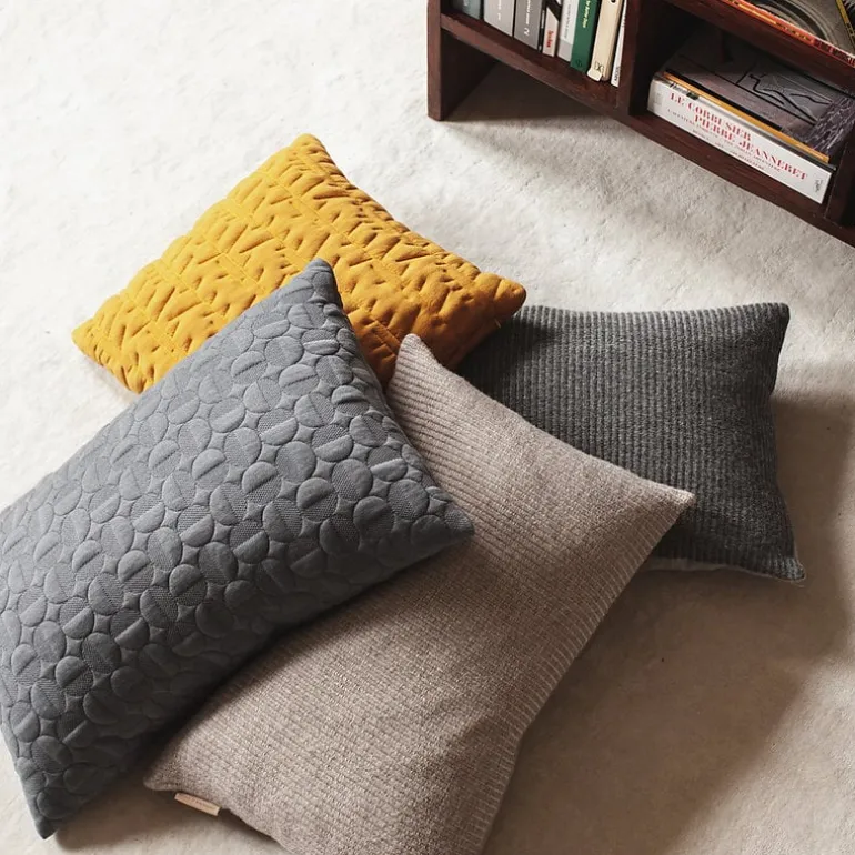 Fritz Hansen Aiayu cushion, 40 x 60 cm, anthracite