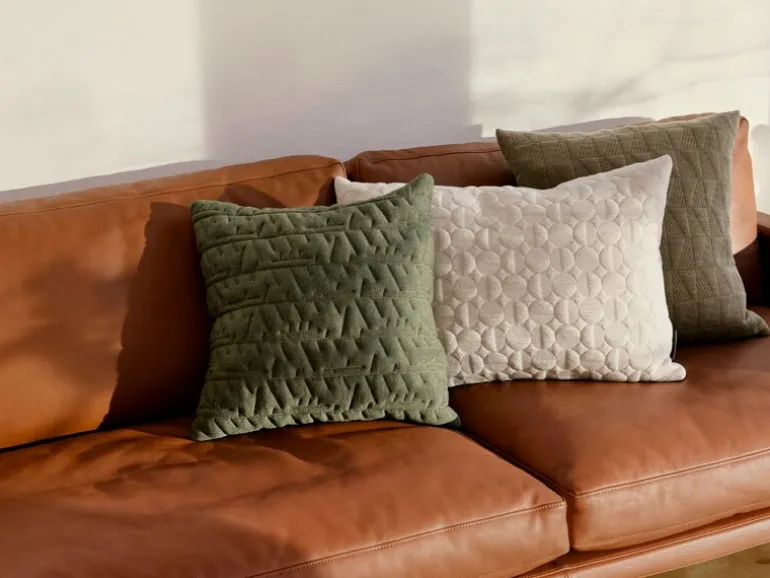 Fritz Hansen AJ Vertigo cushion, 40 x 60 cm, sand