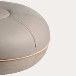 Fritz Hansen CM Pouf, small, light grey leather