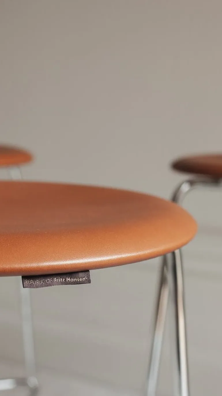 Fritz Hansen Dot high stool, walnut leather - chrome