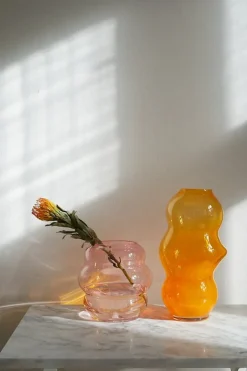 Fundamental Berlin Muse vase, large, saffron