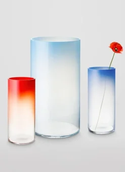 Fundamental Berlin Rise table vase, cobalt blue