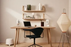 Genelec G One (B) active speaker, white