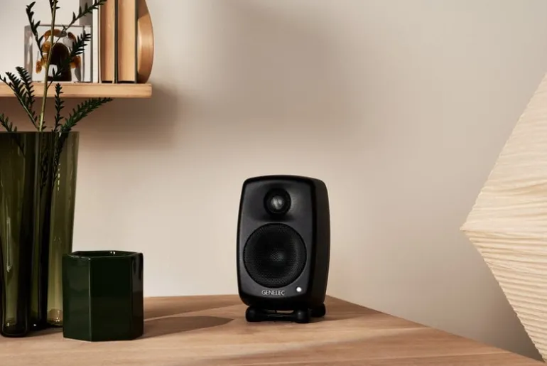 Genelec G One (B) active speaker, black