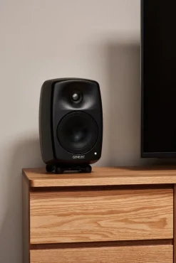 Genelec G Two (B) active speaker, black