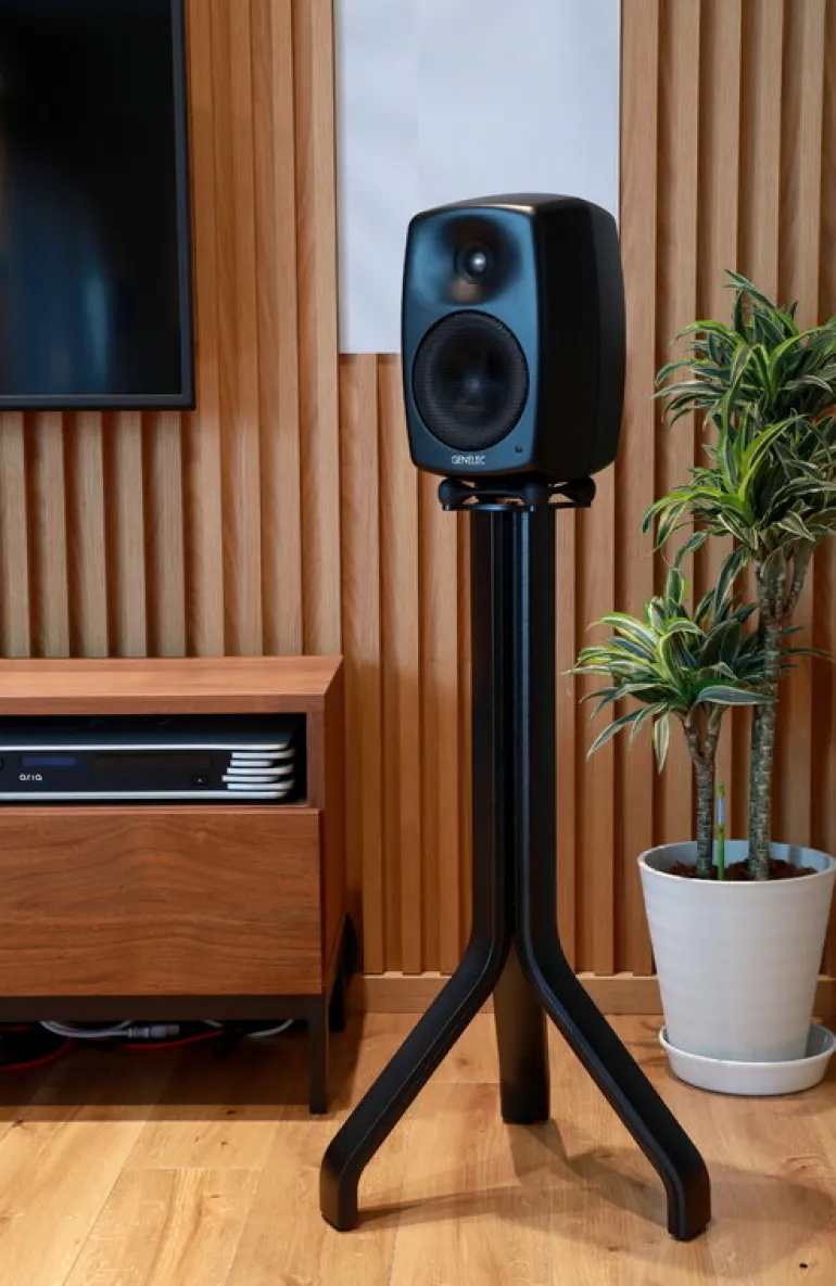 Genelec Triol speaker stand, black
