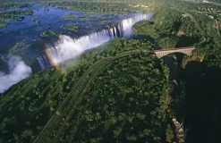 Gestalten Epic Train Journeys