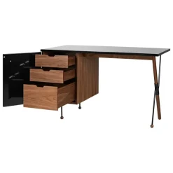 GUBI 62 Desk, walnut - black