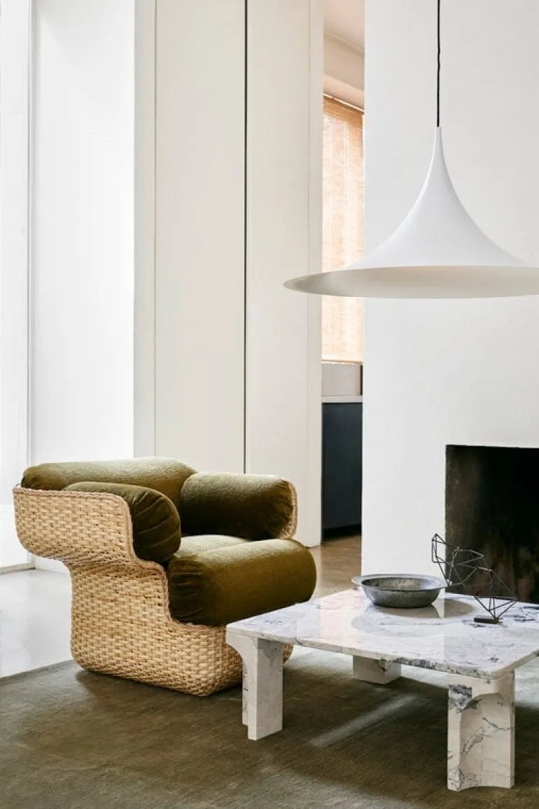 GUBI Basket lounge chair, rattan - Mumble 40