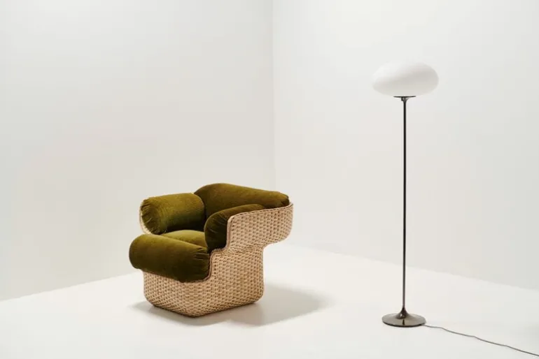 GUBI Basket lounge chair, rattan - Mumble 40