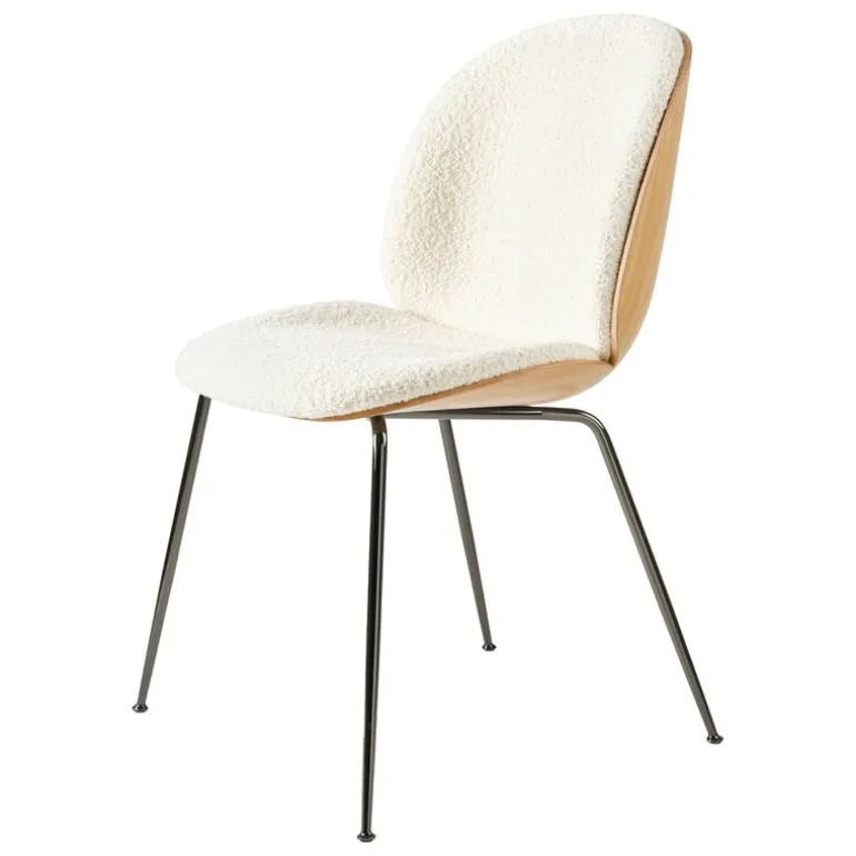 GUBI Beetle chair, black chrome - oak - Karakorum 001