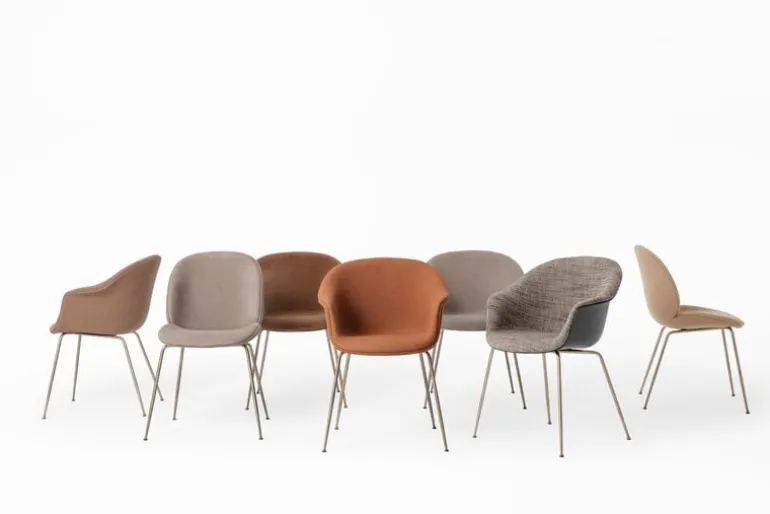 GUBI Beetle chair, brass semi matt - Light Boucle 03