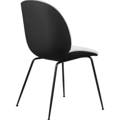 GUBI Beetle chair, matt black - black - Light Boucle 001