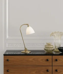 GUBI Bestlite BL2 table lamp, brass - bone china