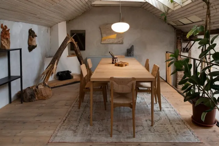 GUBI C-Chair Outdoor, natural - teak