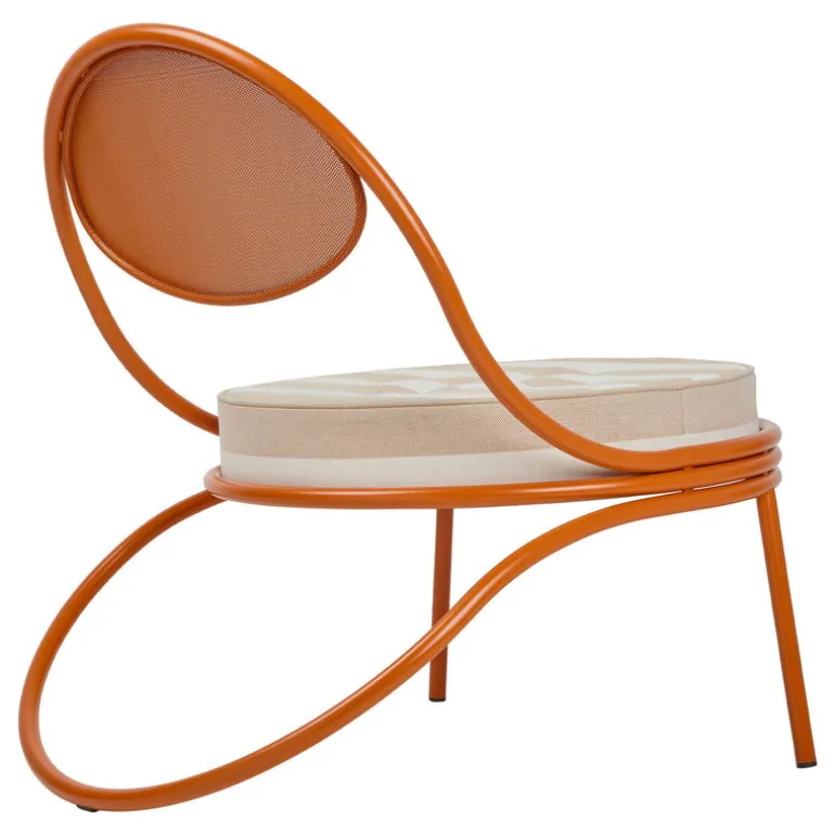 GUBI Copacabana lounge chair, orange - Limonta Leslie 40