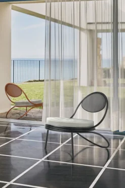 GUBI Copacabana lounge chair, orange - Limonta Leslie 40