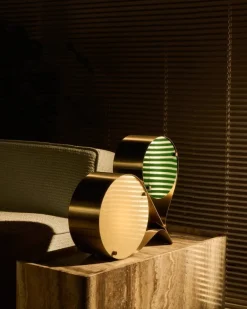 GUBI Coppia table lamp, steel, ivory - clover