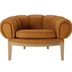 GUBI Croissant lounge chair, oiled oak - Chamois Cuoio 1708