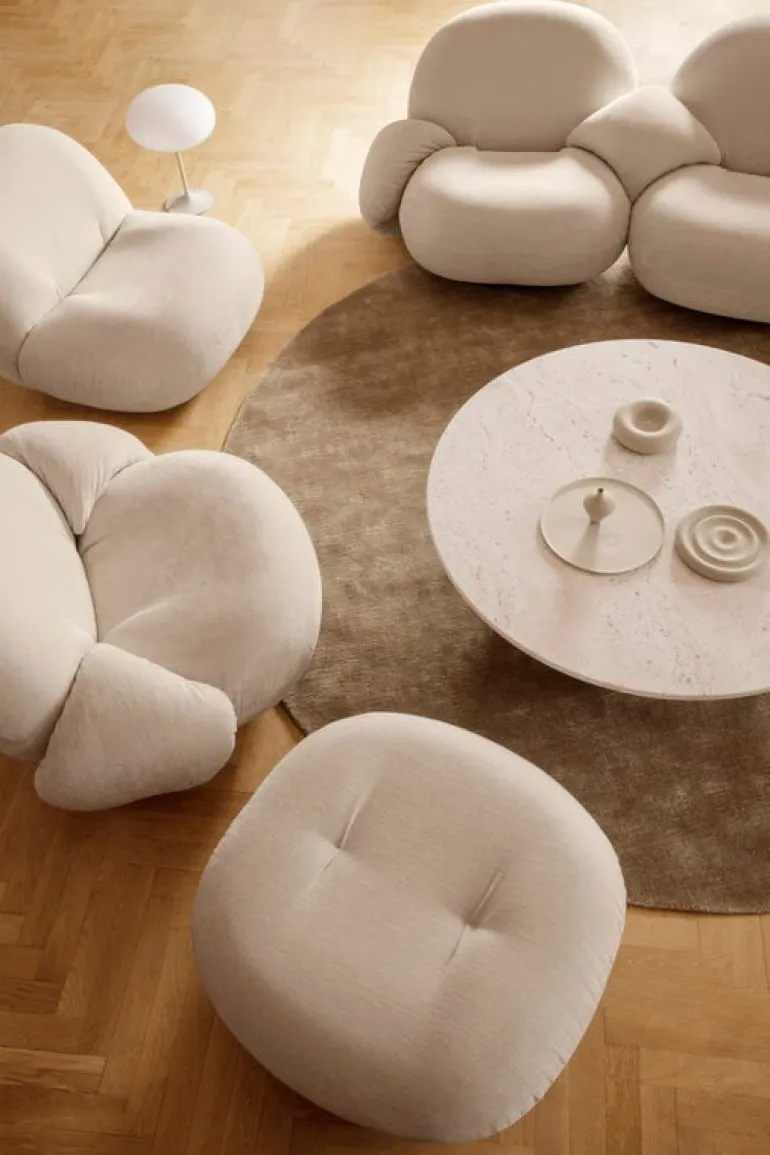 GUBI Epic coffee table, round, 60 cm, white travertine