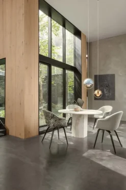 GUBI Epic dining table, round, 130 cm, white travertine