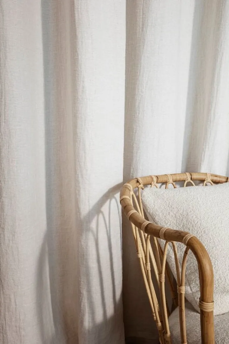 GUBI Grace lounge chair, Karakorum 001