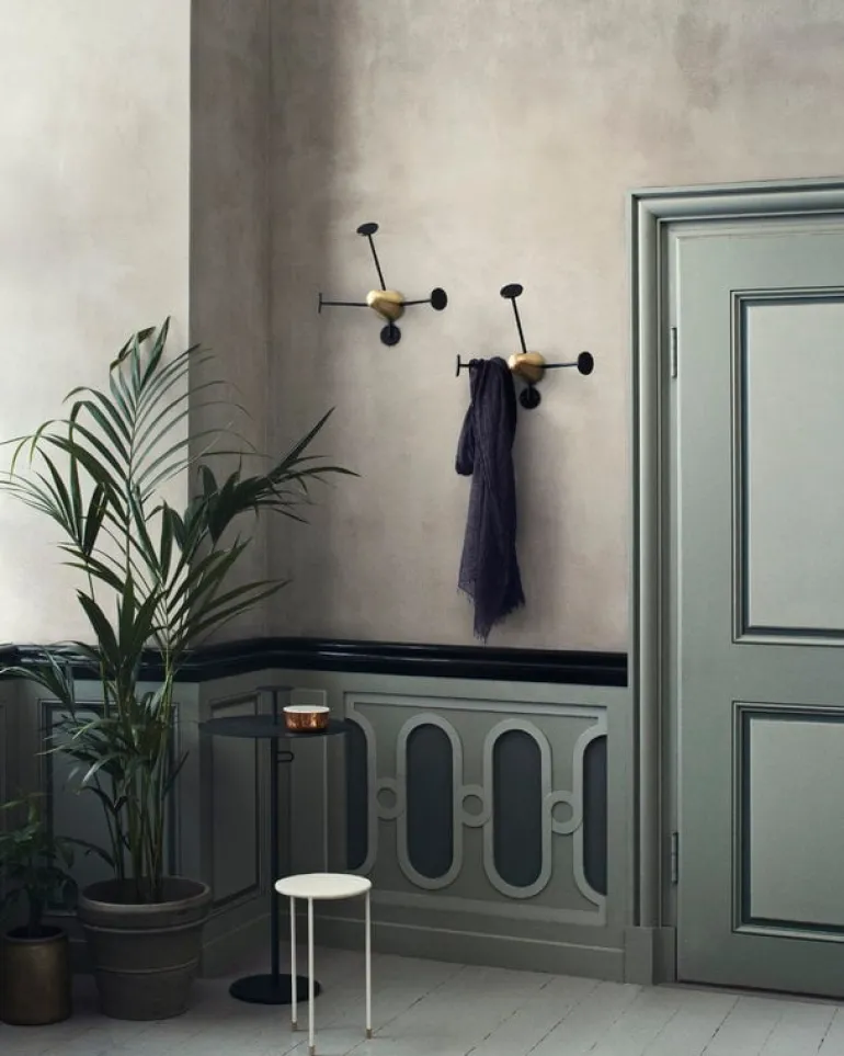 GUBI Matégot coat rack, black