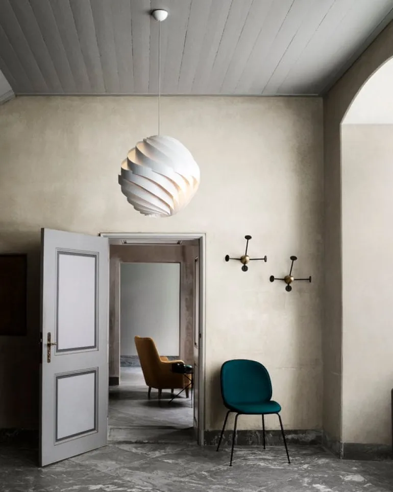 GUBI Matégot coat rack, black