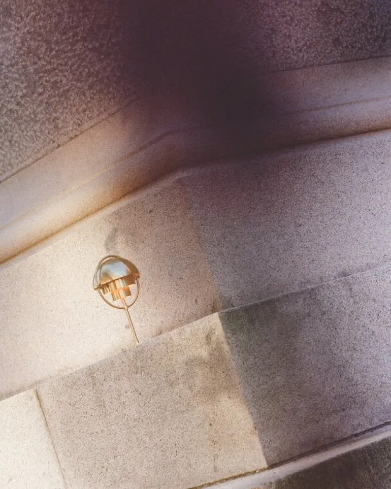 GUBI Multi-lite portable table lamp, brass - brass