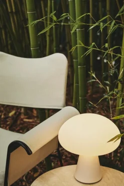 GUBI Obello portable table lamp, frosted glass