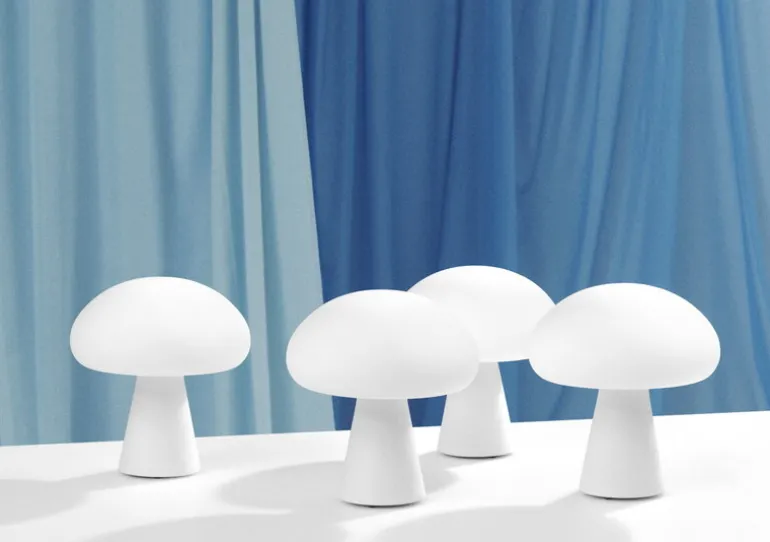 GUBI Obello portable table lamp, frosted glass