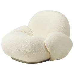 GUBI Pacha lounge chair with armrest, pearl gold - Karakorum 001