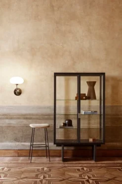 GUBI Private vitrine, black / brown stained oak