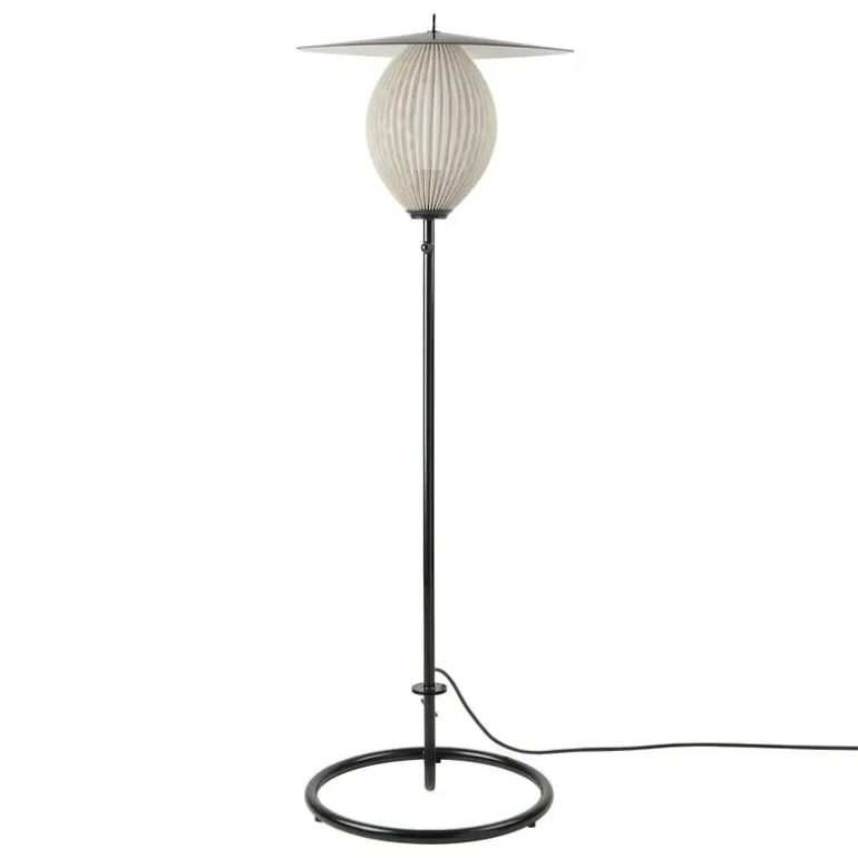 GUBI Satellite Outdoor floor lamp, black - cream white