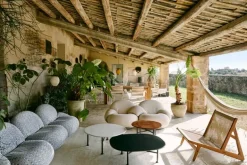 GUBI Satellite Outdoor pendant, 27 cm, black - cream white