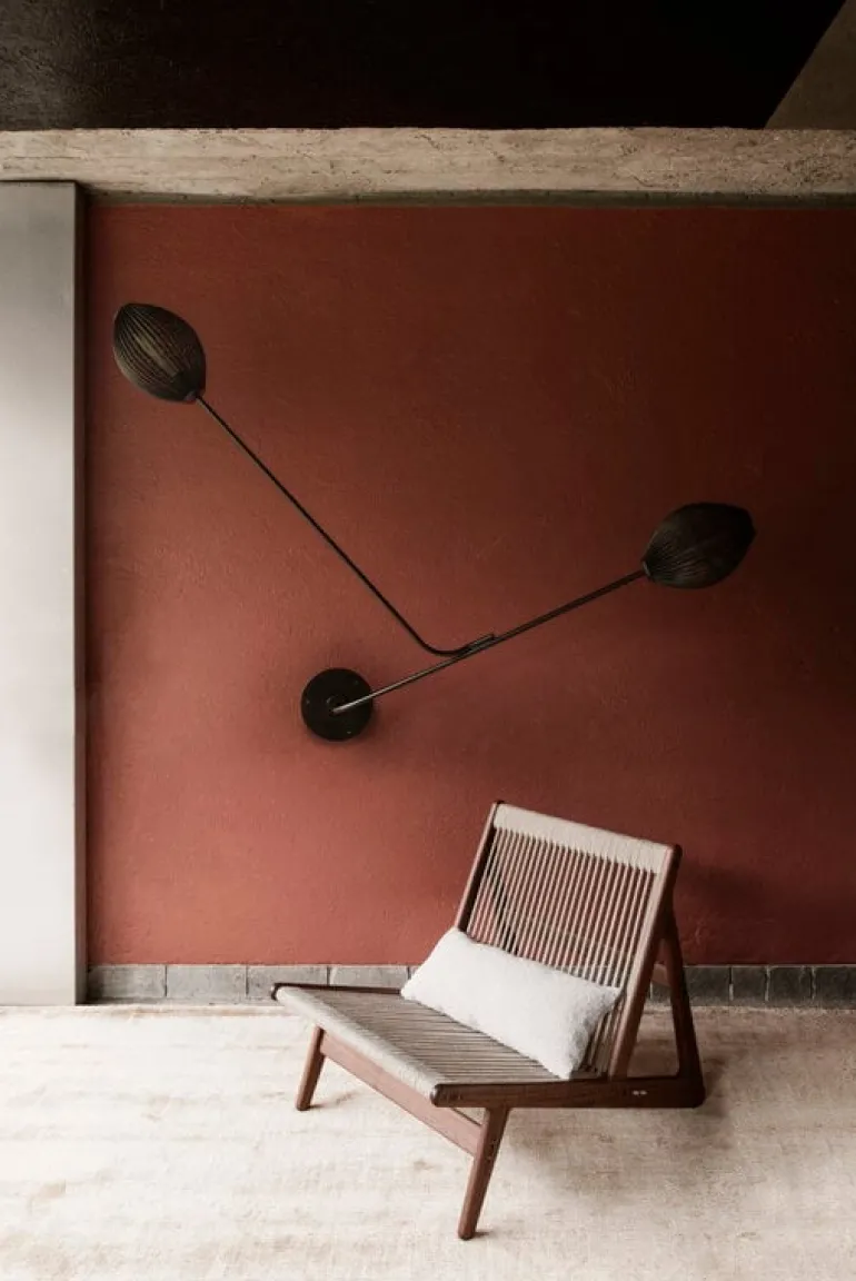 GUBI Satellite wall lamp, soft black semi matt